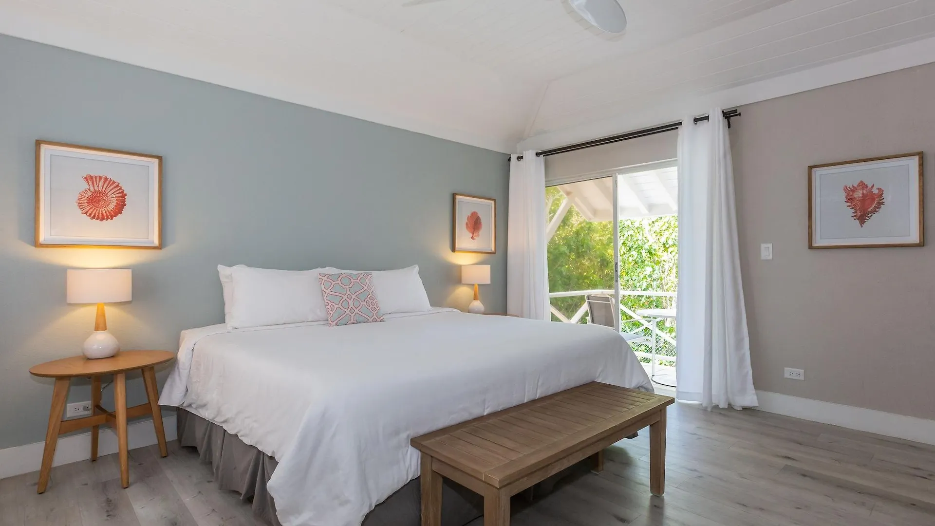Peace And Plenty Resort George Town Hotel