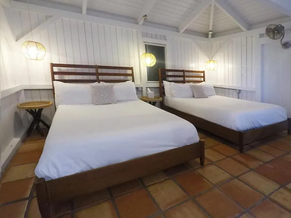 *** Hotel Peace And Plenty Resort George Town Bahamas
