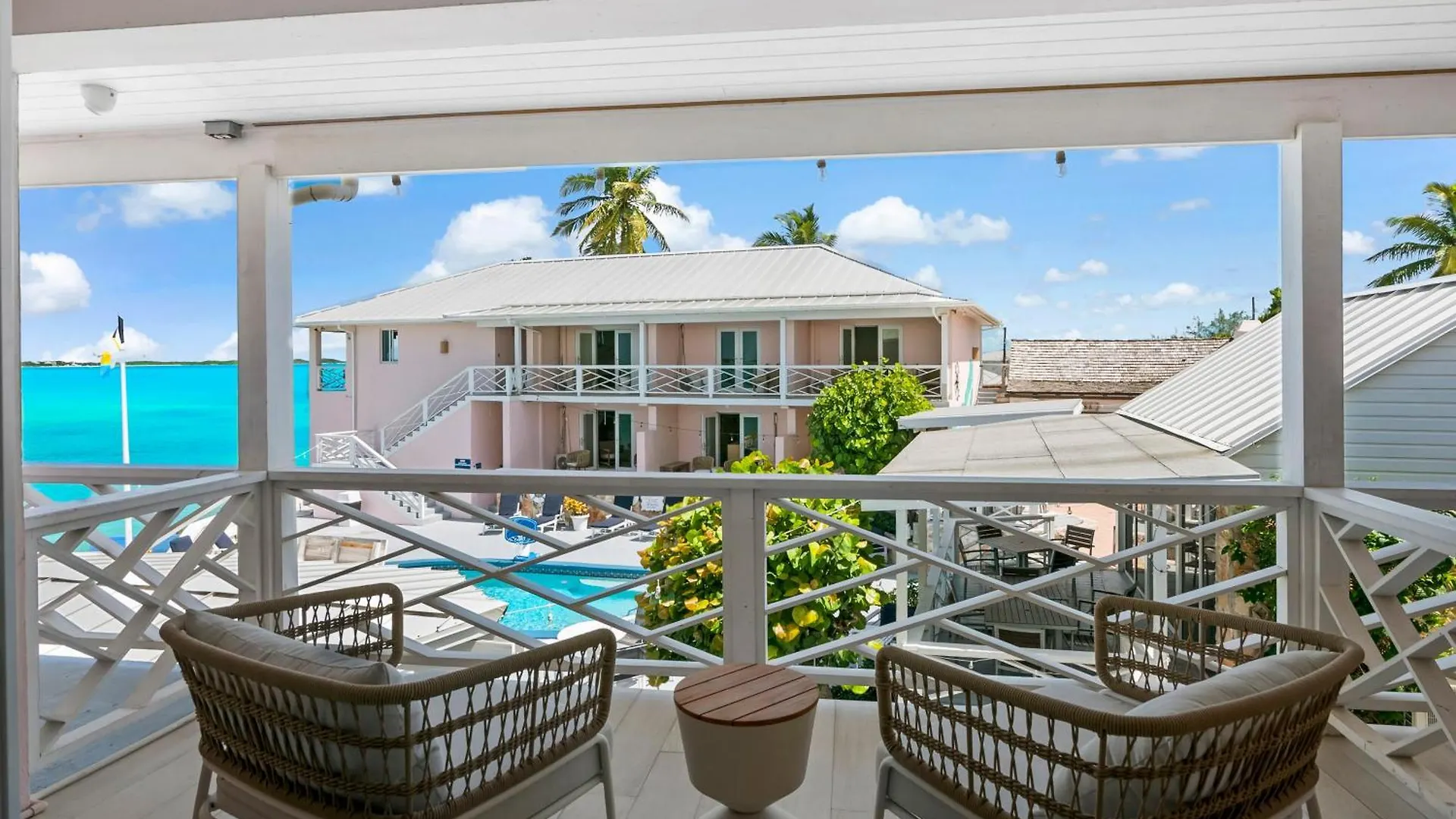 *** Hotel Peace And Plenty Resort George Town Bahamas