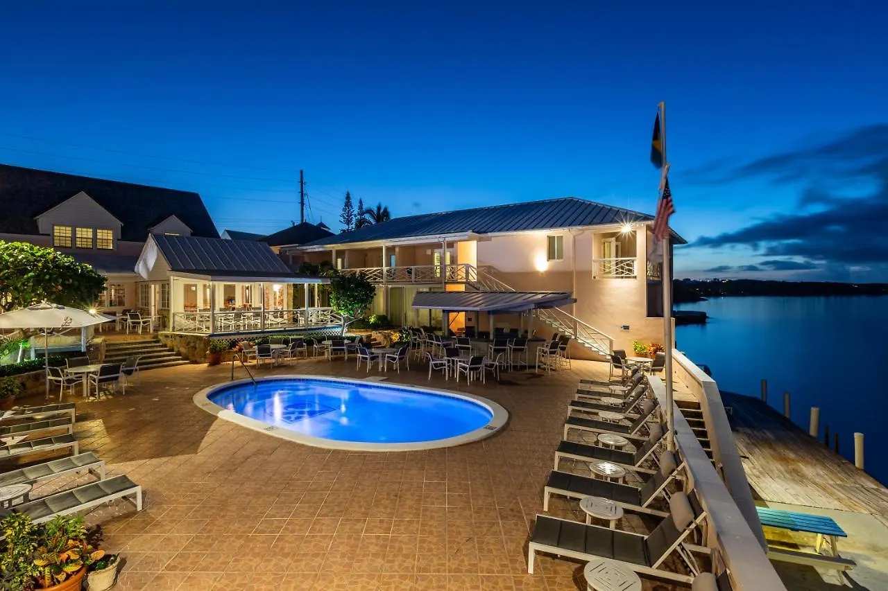 Peace And Plenty Resort George Town 3*,  Bahamas