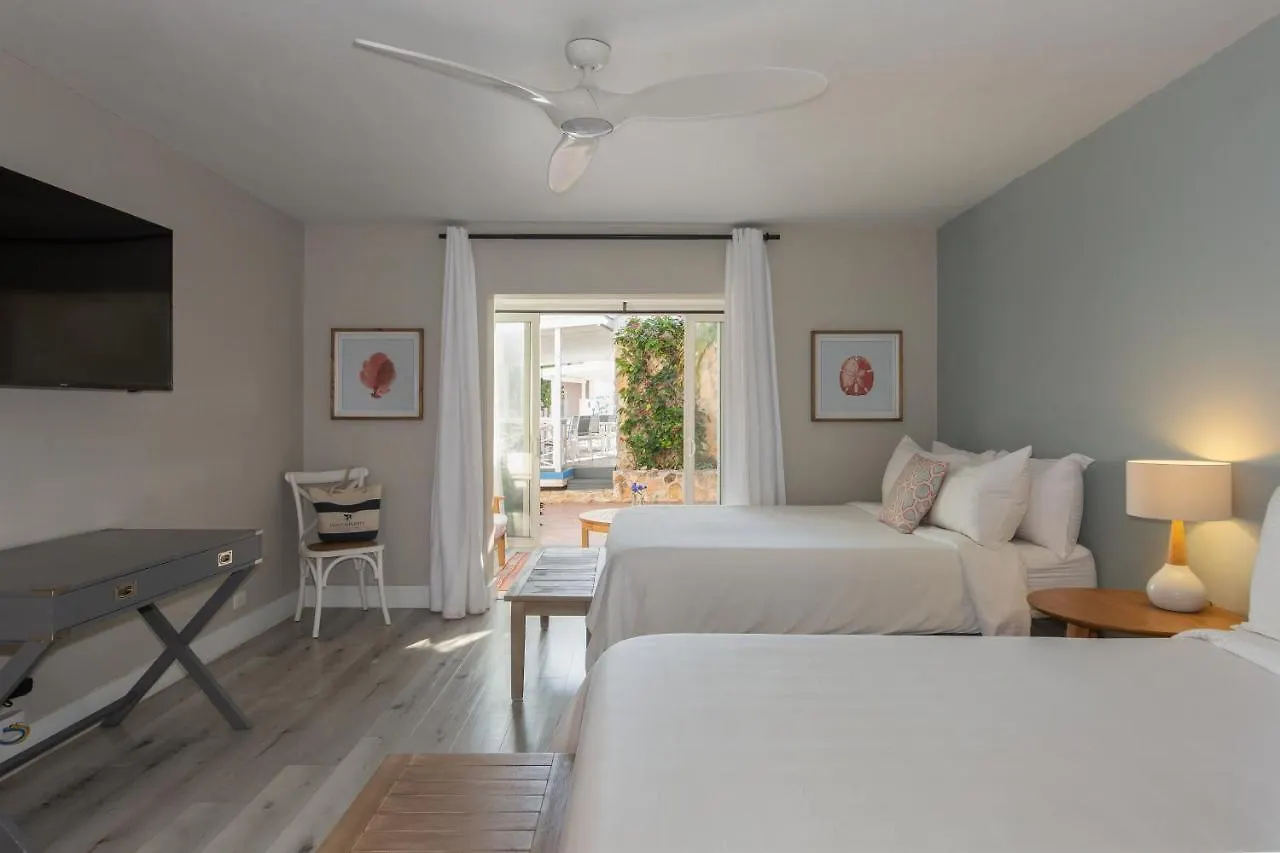 Peace And Plenty Resort George Town 3*,